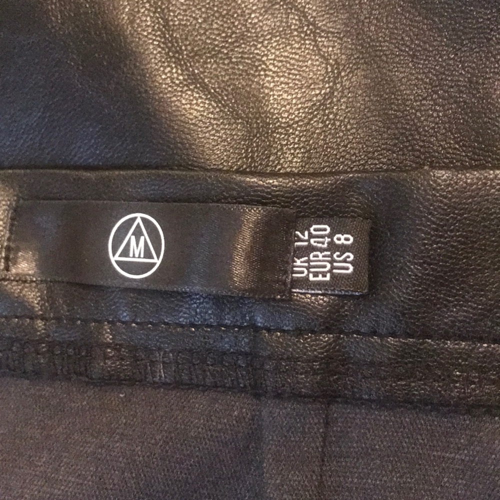 SALE! 💥 Vegan Leather faux leather midi skirt - Picture 5 of 5